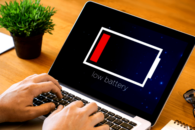 چگونه عمر باتری لپ‌تاپ را افزایش دهیم؟ | ۱۵ ترفند عملی برای افزایش دوام باتری لپ‌تاپ