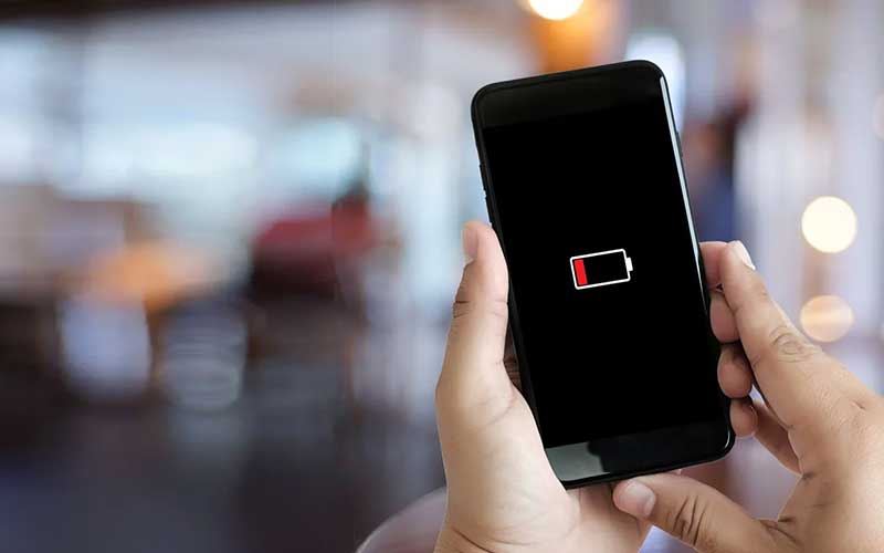 ۷ ترفند ساده برای افزایش عمر باتری گوشی‌های هوشمند | راهکارهای عملی و موثر